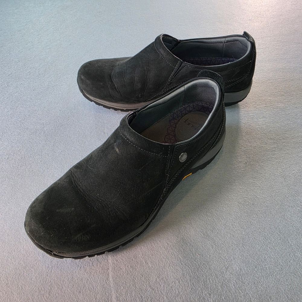 Dansko Paisley Black Waterproof Nubuck Leather Walking Shoes Vibram Sole Size 40